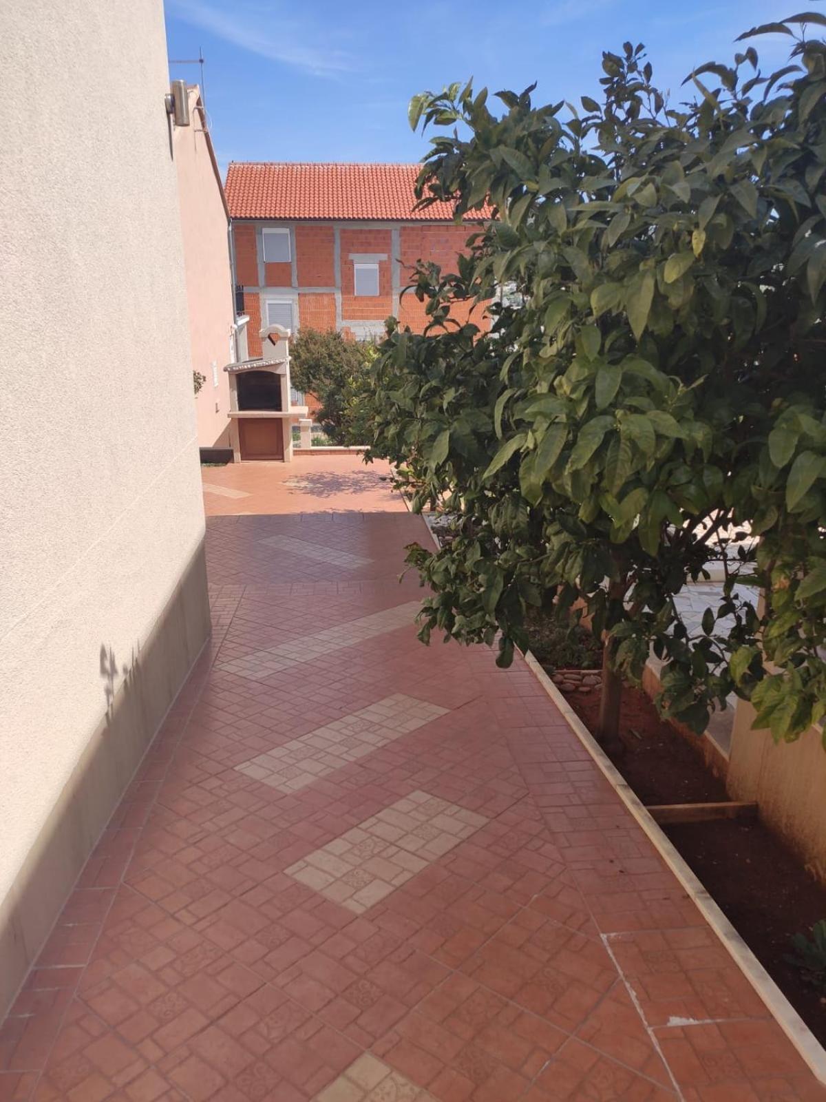 Apartments Karla Рогозница Экстерьер фото